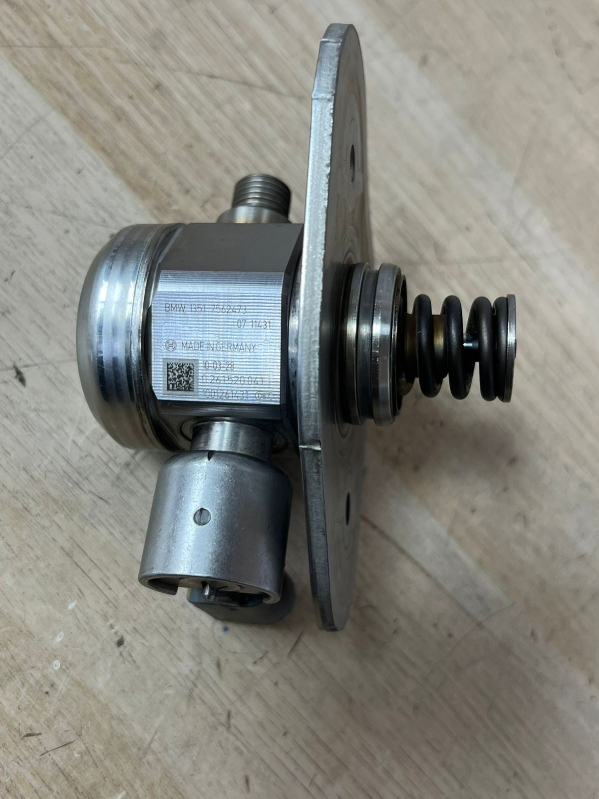 BMW High Pressure Fuel Pump 7562473 E60 E90 E81 E87 E88 E91 E92 E93 N43 1.6 2.0