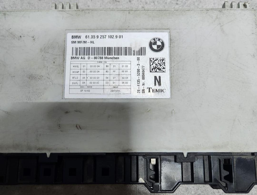 2011-2016 BMW 528i Front Seat Control Module 9257102  F10 5 Series 535i 550i