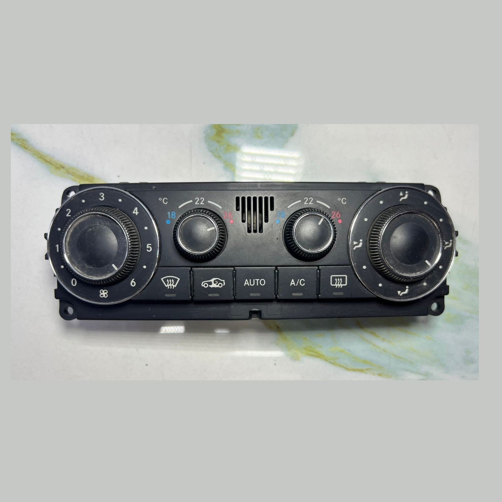 Mercedes Climate Control Panel A2038304085 C-Class W203 C230 