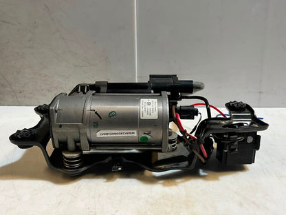 2013-2019 BMW X5 F15, F85, and X6 F16 AIR Suspension Compressor PUMP 26071611