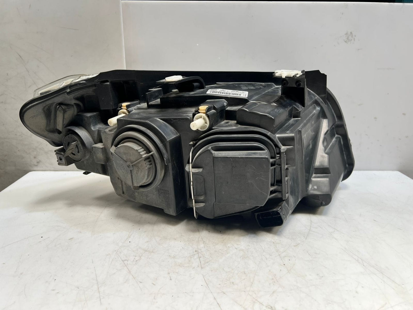 2010-2015 BMW X1 E84 LEFT PASSENGER FRONT Halogen Headlight 2990003 OEM
