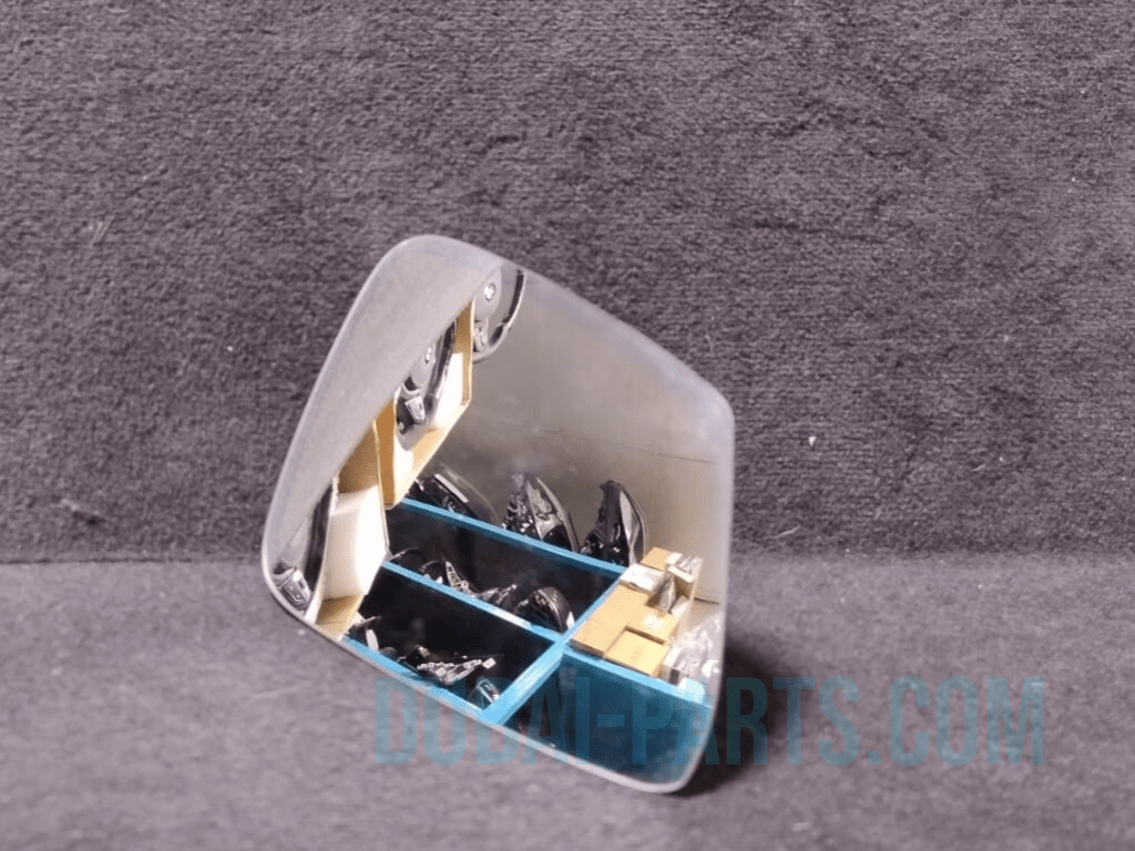BMW  5 6 SERIES F10 F11 F12 F06 AUTO DIMMING MIRROR GLASS LHS 9250787