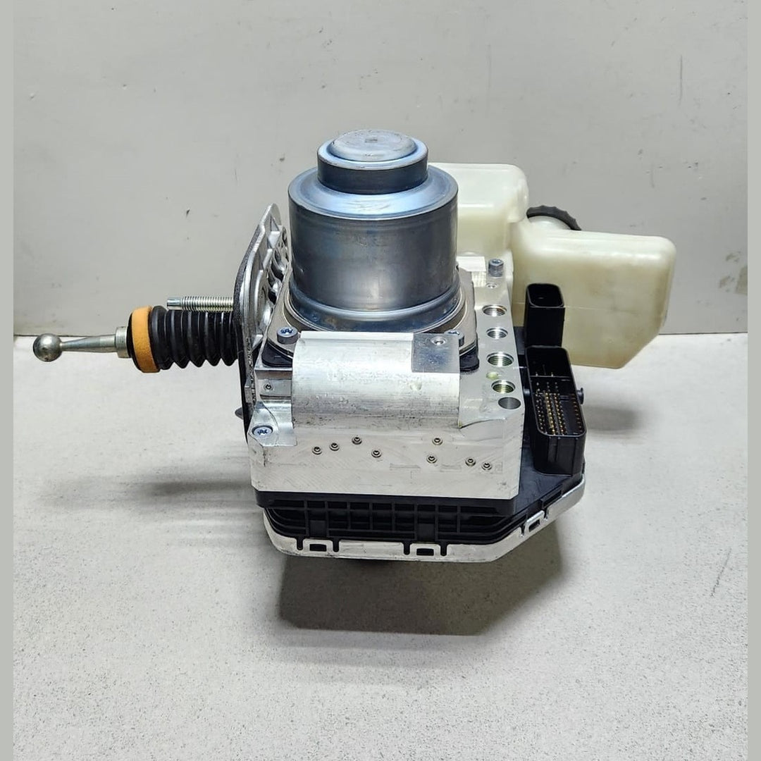 2020-2024 BMW 840i Anti Lock Brake Pump Module Unit 5A3BA65 840i RWD 3.0L
