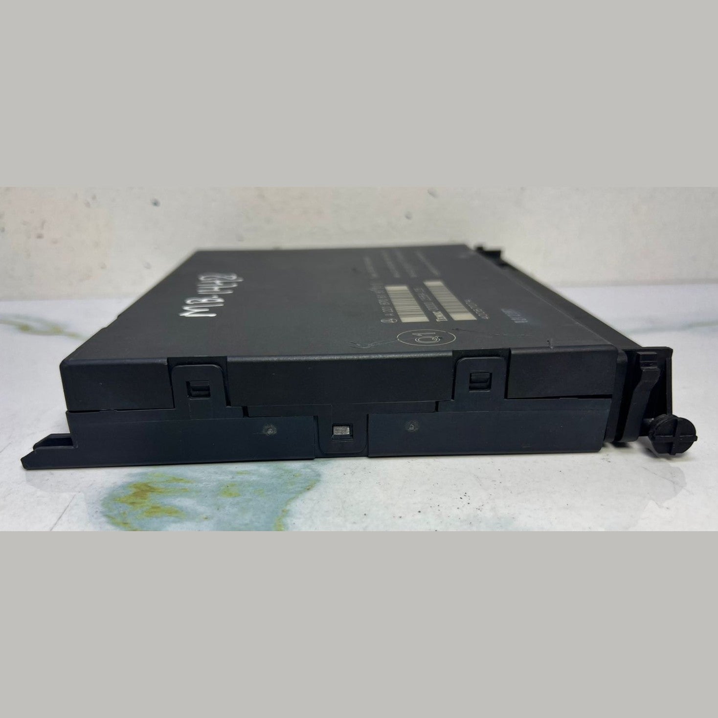 2007-2009 Mercedes-Benz S600 Rear Seat Control Unit A2218706187 S-Class W221
