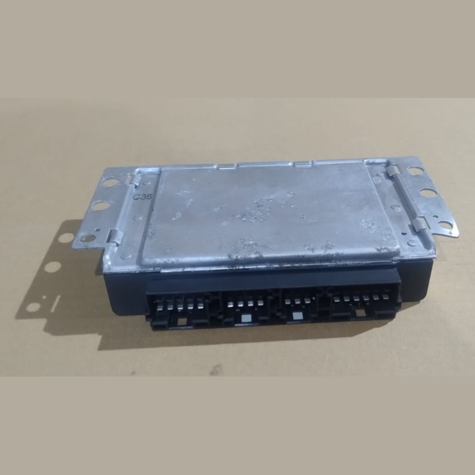 BMW E70 E71 X5M X6M REAR DIFFERENTIAL LOCK CONTROL MODULE 7595847