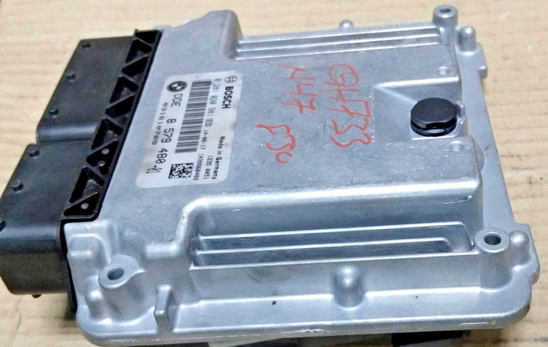 BMW 4 SERIES F32 2.0 DIESEL ENGINE CONTROL MODULE UNIT 2014 8579480