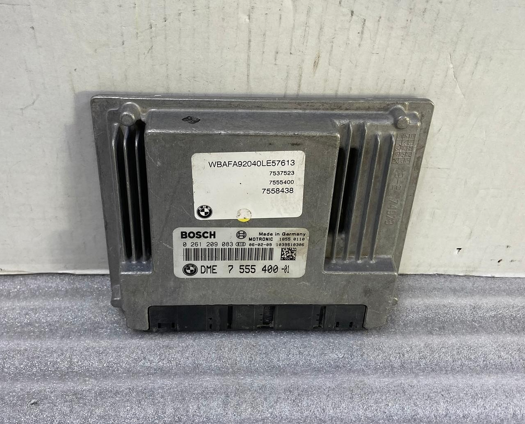 OEM BMW X5 E53 Engine ECM Electronic Control Module 4.4L ECU Only 7555400