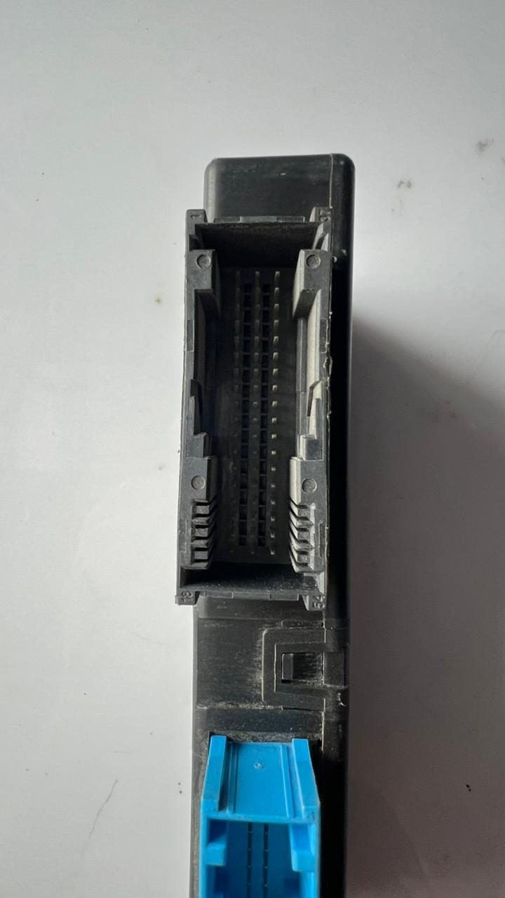 2011-2015 BMW 535i Gateway Control Module 9284421 F10 F11 5