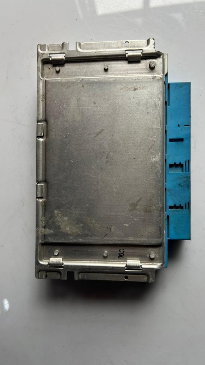 2003-2004 Land Rover Range Rover Transmission Control Module 260002786