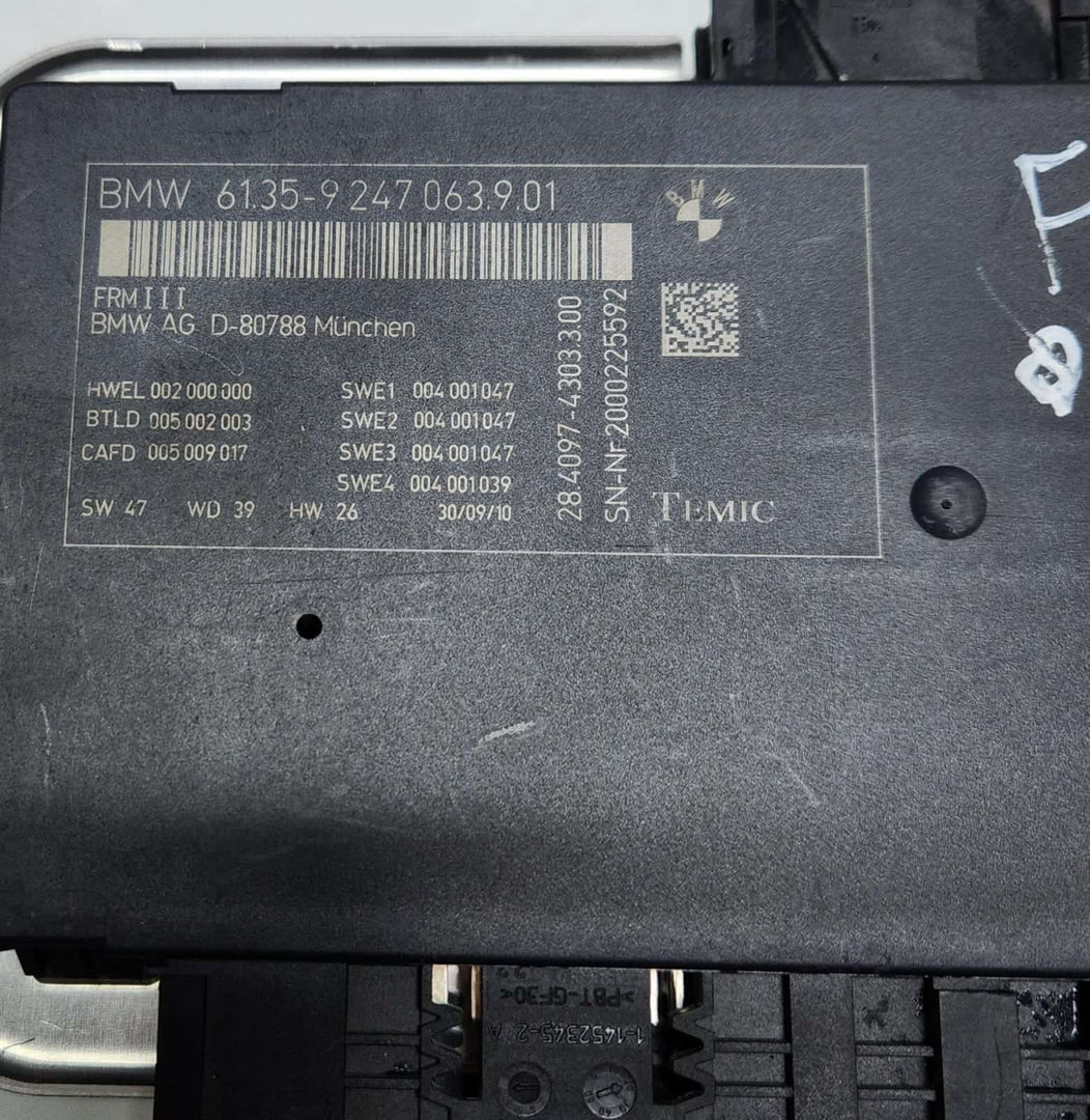 2011-2013 BMW 535i Footwell Module FRM3 9247063 F10 F12 F01 F25 OEM