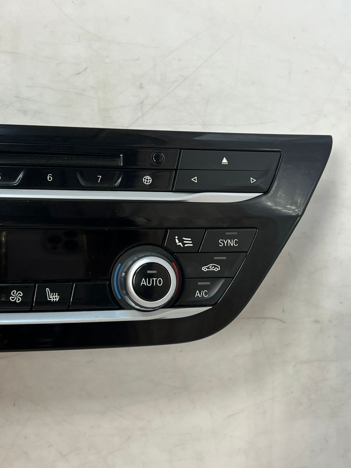 2016 BMW 5 Series G30 G31 A/C condition Climate heater Control Panel 6834435 OEM