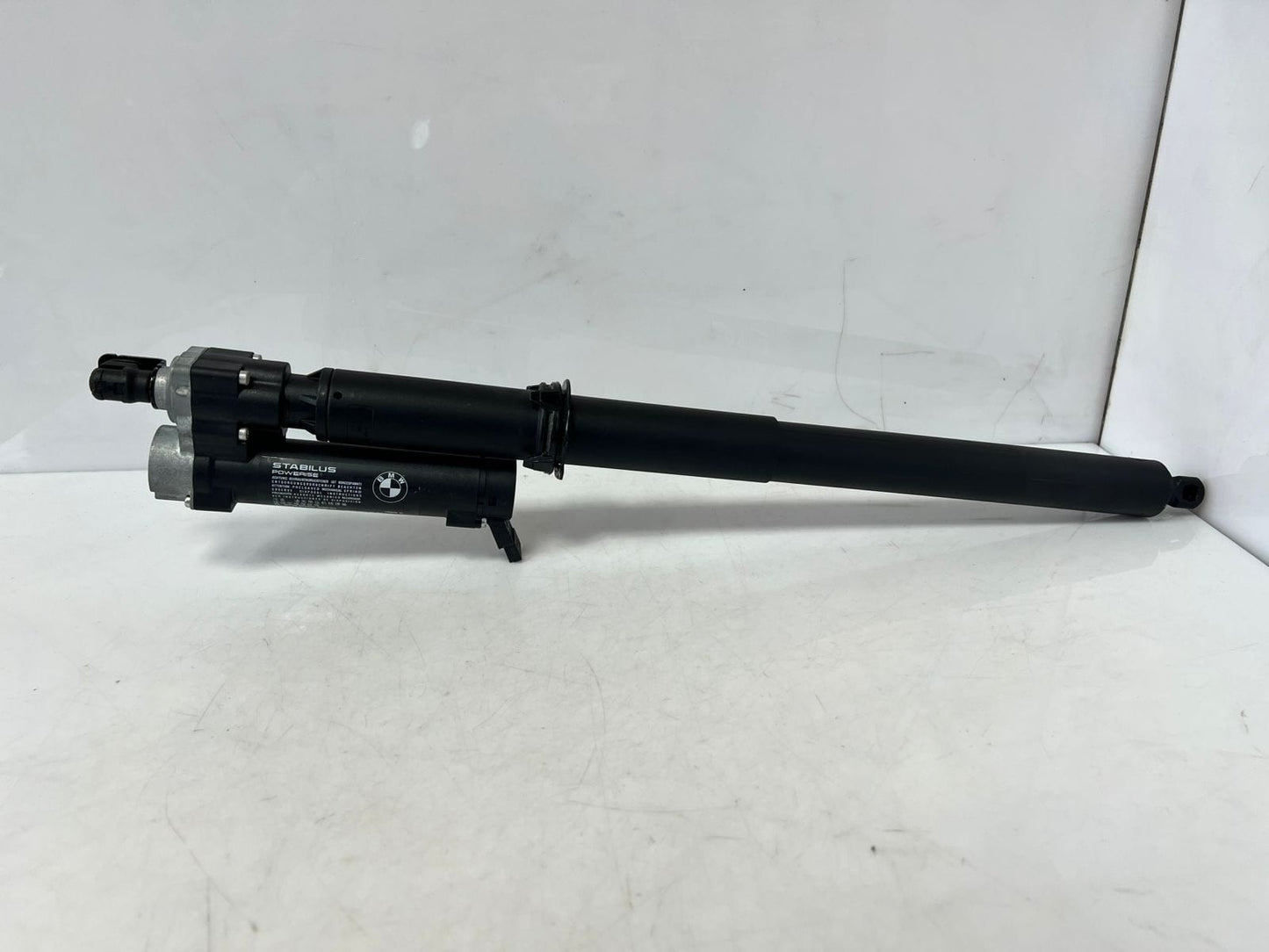2014-2016 BMW 428i F36 4 Series Gran Coupe Tailgate Spindle Drive 2586401 OEM