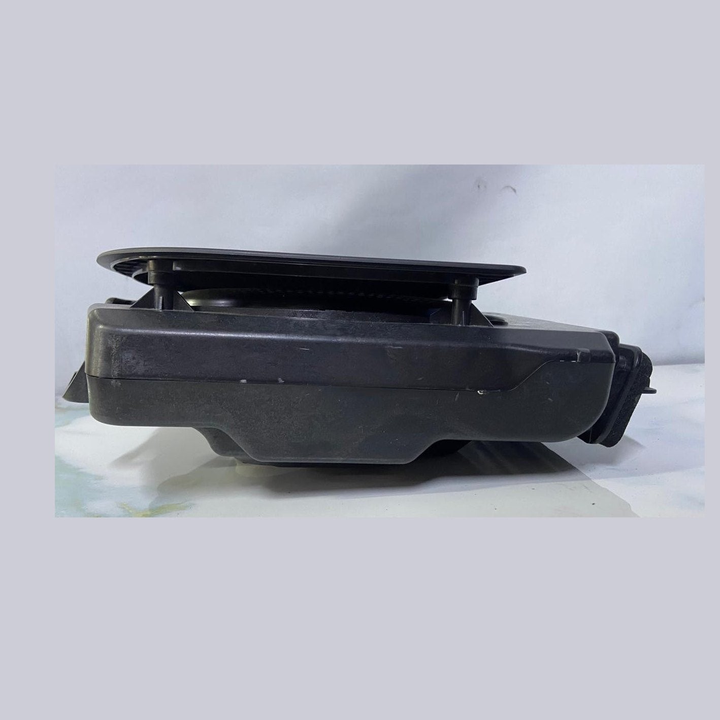 OEM BMW 7 F01 F02 F03 F04 Front Subwoofer Speaker LEFTSide 9227483