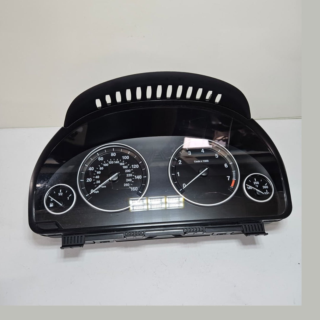 2009-2013 BMW F10 F25 535i Instrument Cluster Speedometer 9255587