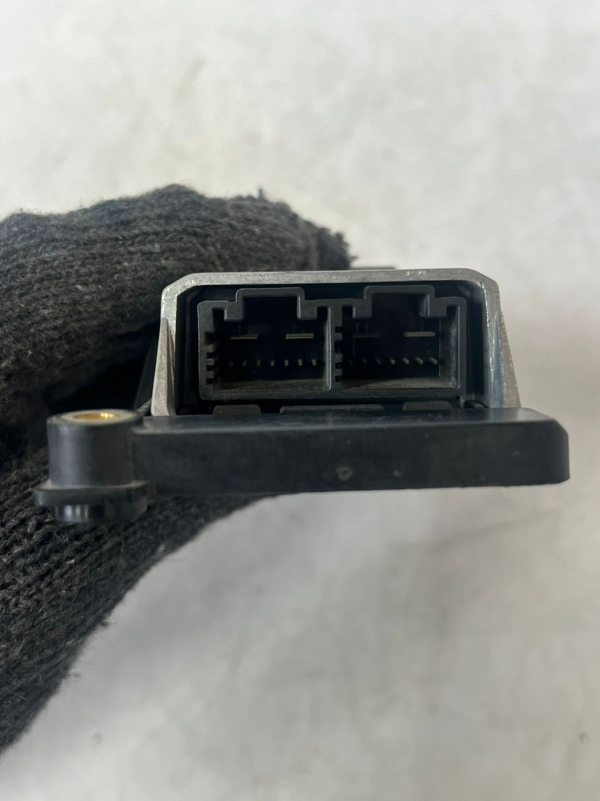 2009-2015 BMW 750i 7 Series F01 F02 F03 F04 Seat Belt Control Module 9202177 OEM