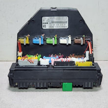 2011-2012 Mercedes-Benz C180 Fuse Box Control Module A2129004611 W204 C-Class 