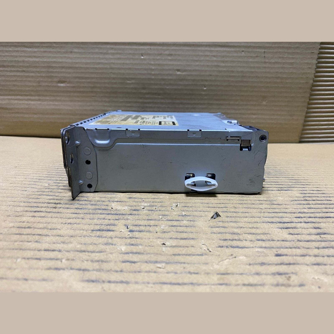 BMW Radio Cd Player Head Unit 9290989 1 Series F20 F21 and 3 Series F22 F30