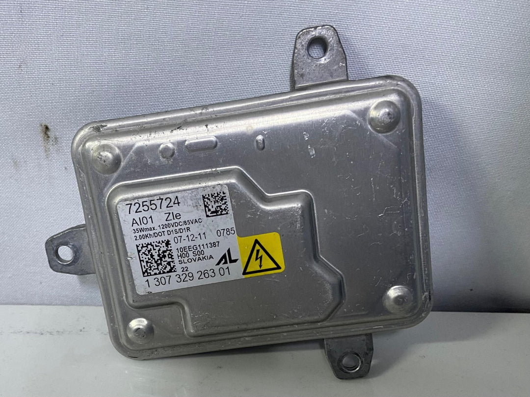 OEM BMW  F01 F02 F06 Xenon HEADLIGHT Ballast Control Unit MODULE 7255724
