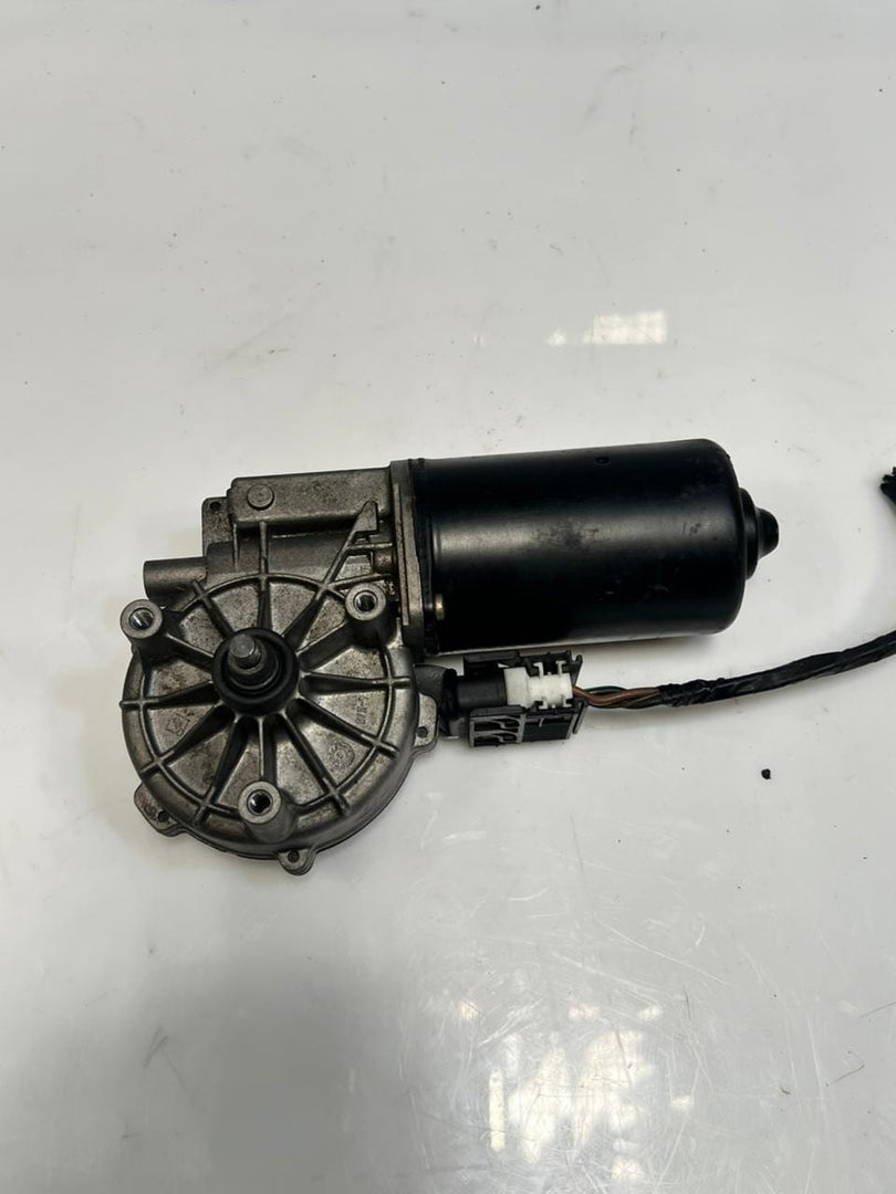 BMW M5 525i 528i 530i 540i E39 Windshield Wiper Motor With Linkage 8360603 OEM