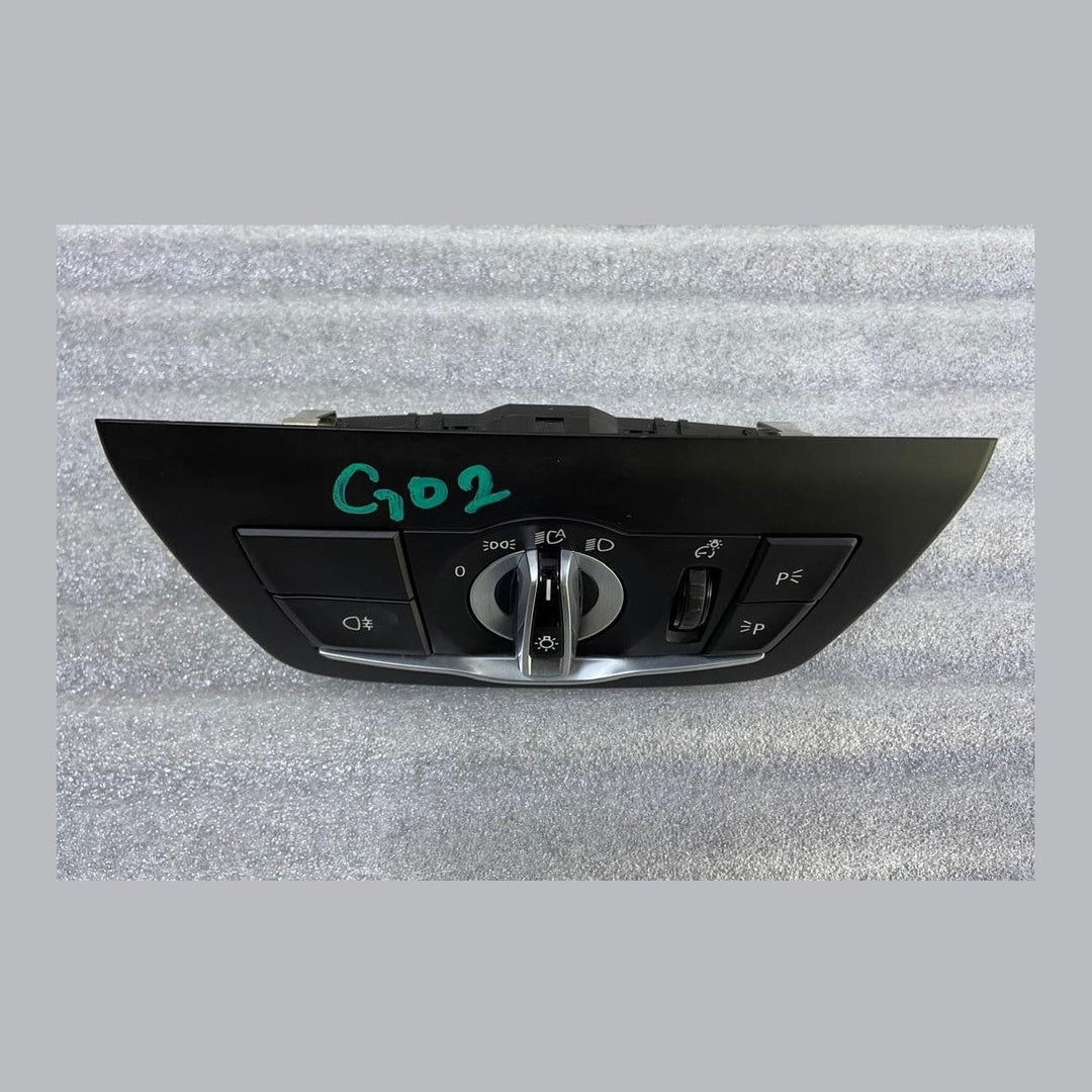 OEM BMW X3 G01 G02 HEADLIGHT SWITCH CONTROL UNIT 9472965
