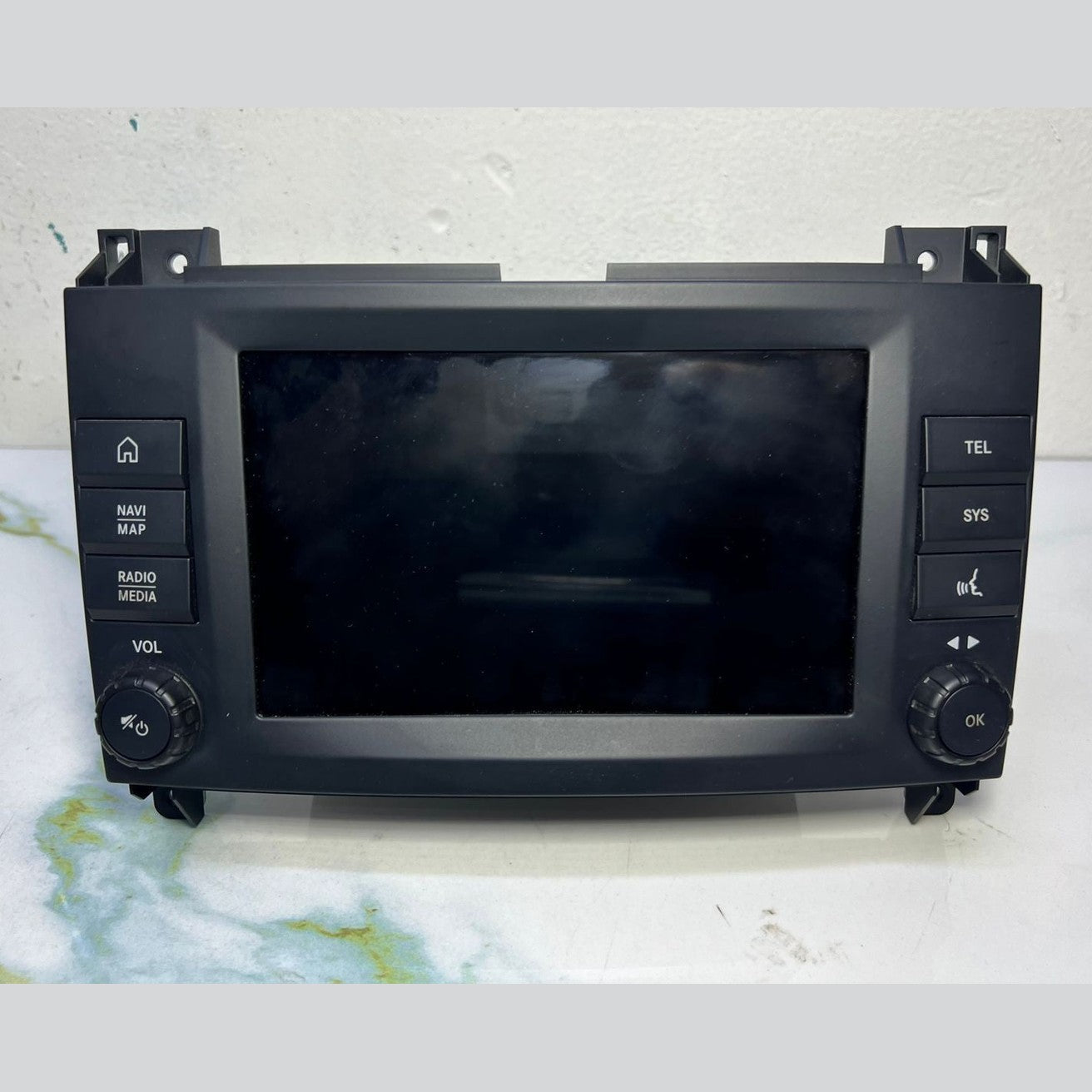 Mercedes-Benz W447 Vito Media Radio Navigation System Head Unit A447 9002919 0EM