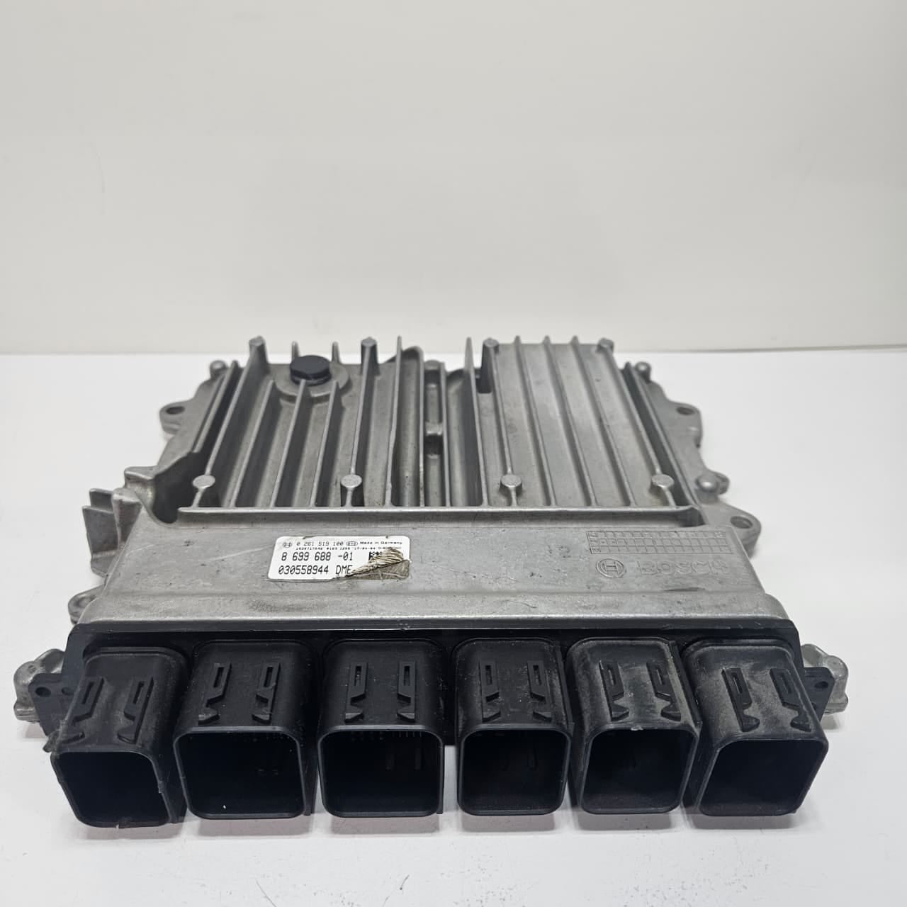 2016-2019 OEM BMW 3 Series M340I B58 M44I B58 Engine Control Unit Bosch 8699688