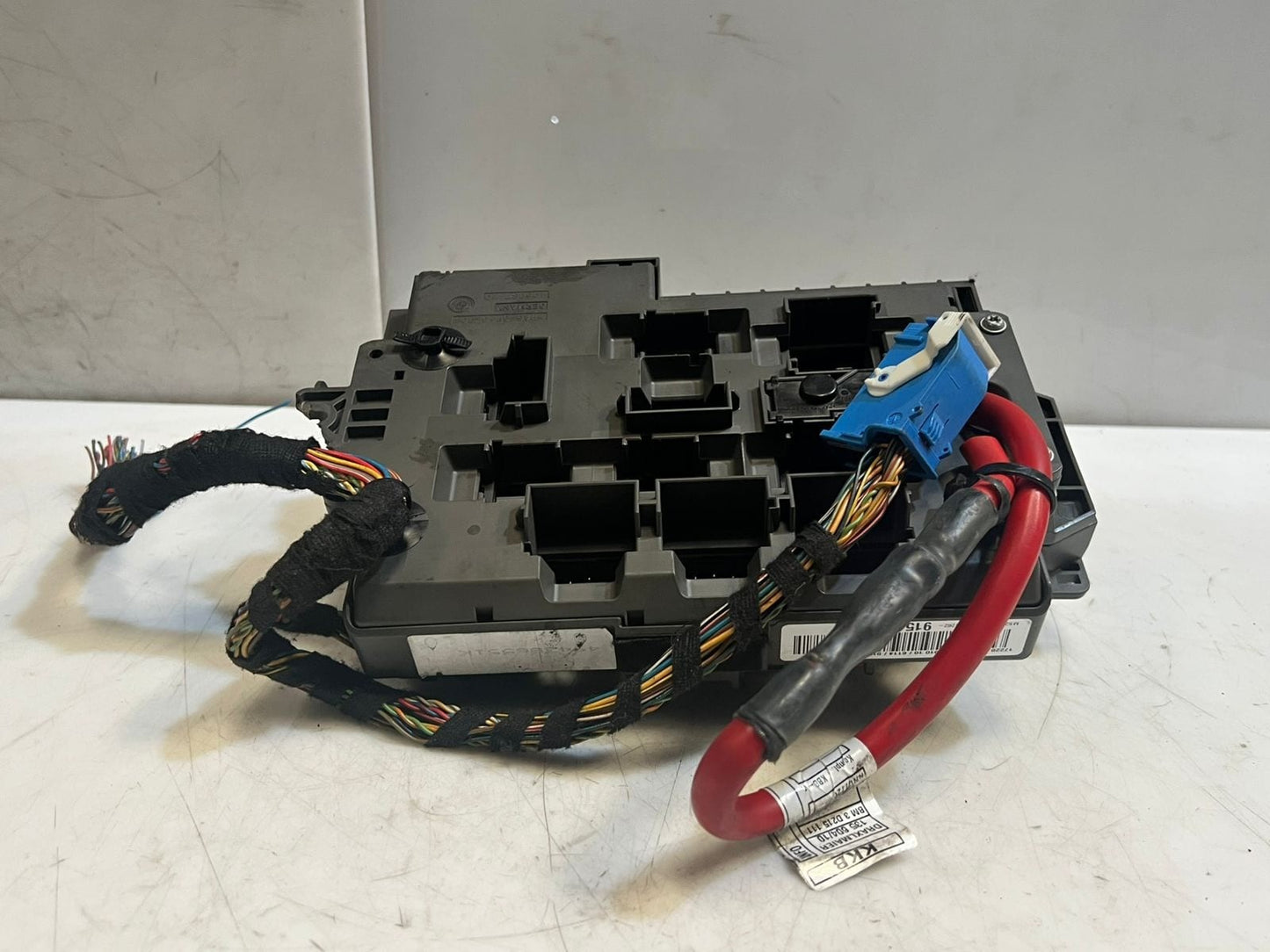 BMW Z4 E89 Sdrive18i Power Distribution Fuse Box Front Plastic Metal 9154971 OEM
