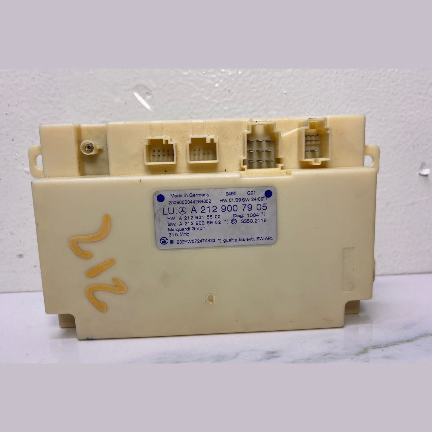 08-15 Mercedes-Benz E350 Keyless Go Control Unit A 212 900 79 05 E350, C250, E63