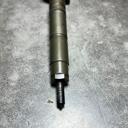Genuine Mercedes W164 Fuel Injector Sprinter 3.0L OM642 A642 0700587 Oem Diesel