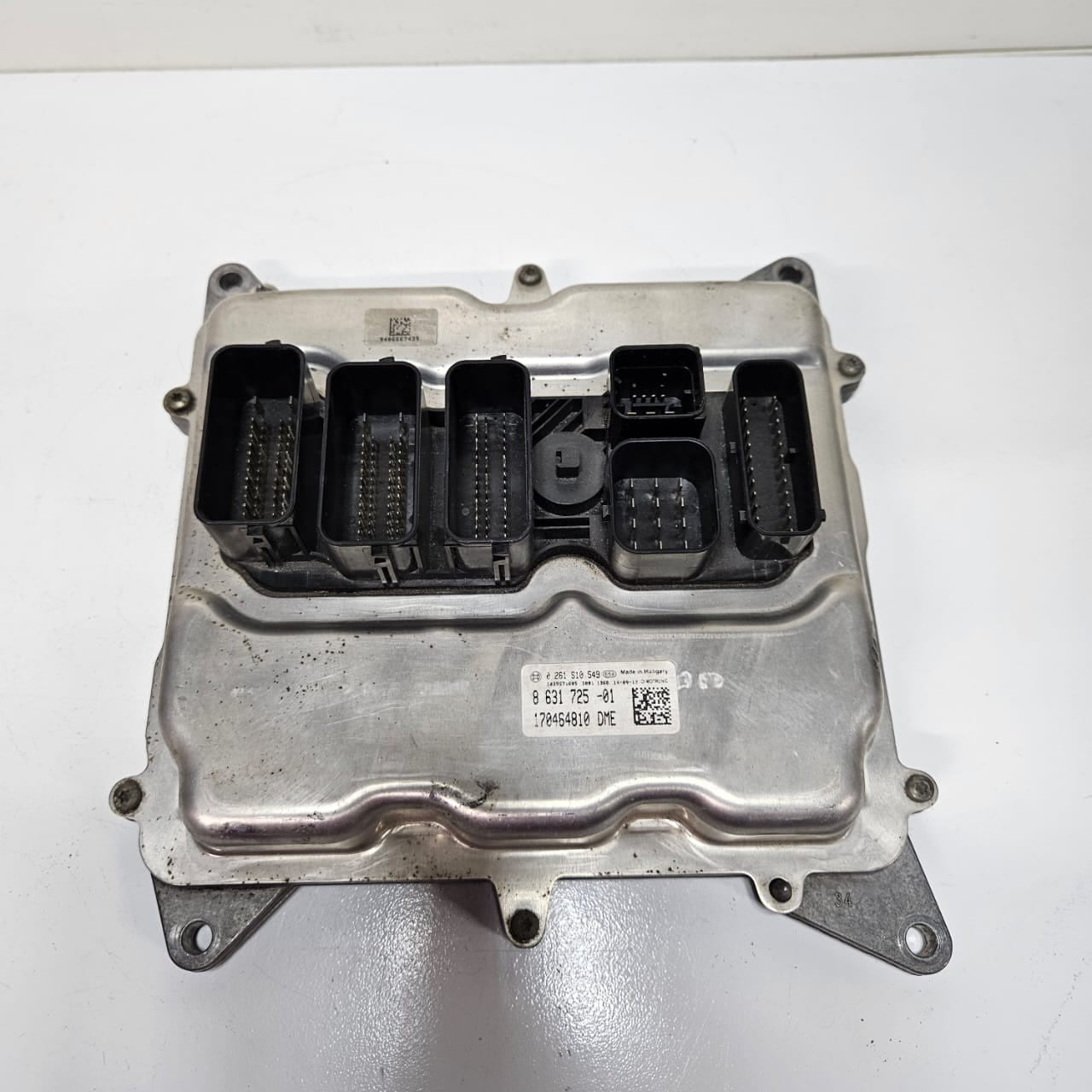 2012-2015 BMW N20, F22, F30, F31, F32, F34 320i Engine Control Unit 8631725 USED