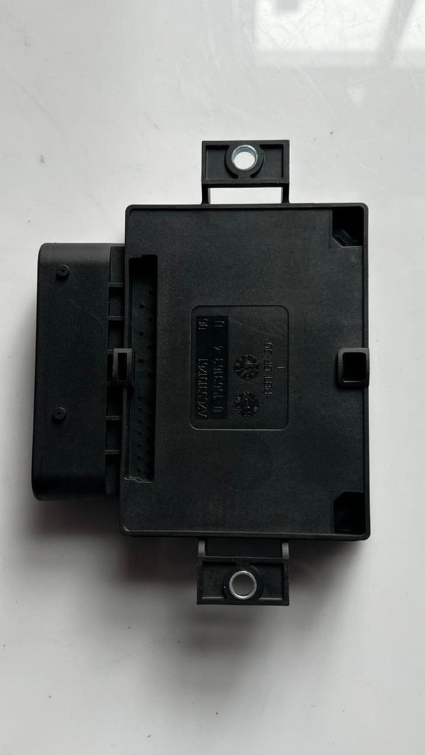2011-2017 BMW X3 Parking Brake Control Module 32620294 528i, and 535i 