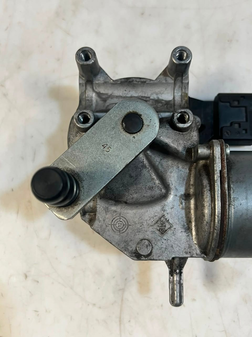 2006-2014 BMW X5 E70 Windshield Wiper Linkage MOTOR 7200536 OEM