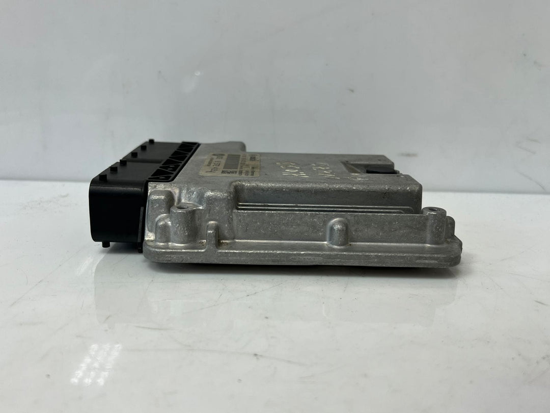 BMW F10 F20 F25 F30 N47 N47N BOSCH Engine Control Unit DDE 8572419 OEM
