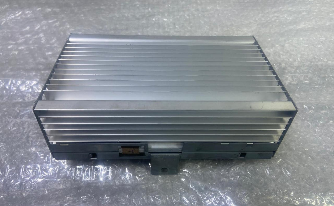 OEM BMW 7 Series F01 F02 F10 Hifi System Amplifier Harman Becker 9312590