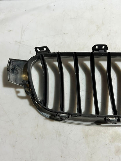 BMW 3 Series F80 F30 F31 F32 F35 Left Chrome BUMPER Kidney Grille 7295441 OEM
