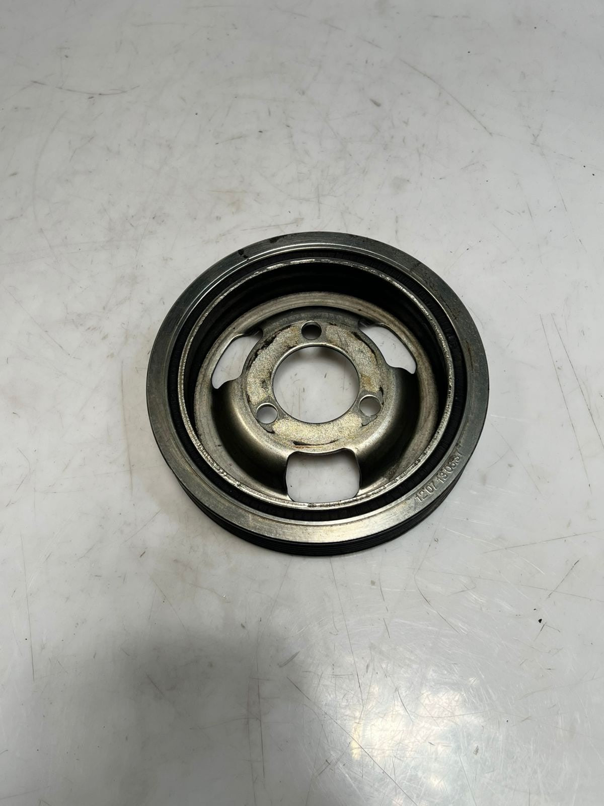 BMW 1 3 Series F30 F31 F35 F20 F21 Engine Crankshaft vibration Pulley 7638551 