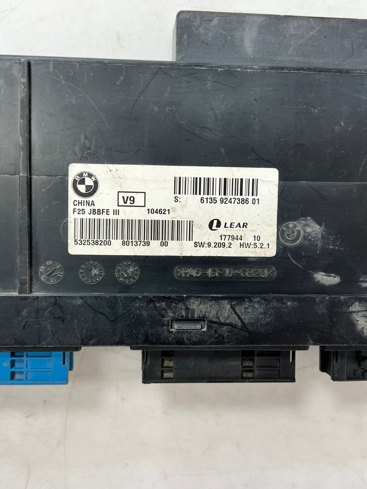 2011-2017 BMW X3 F25 Body Control Module JUNCTION BOX III V9 9247386 OEM