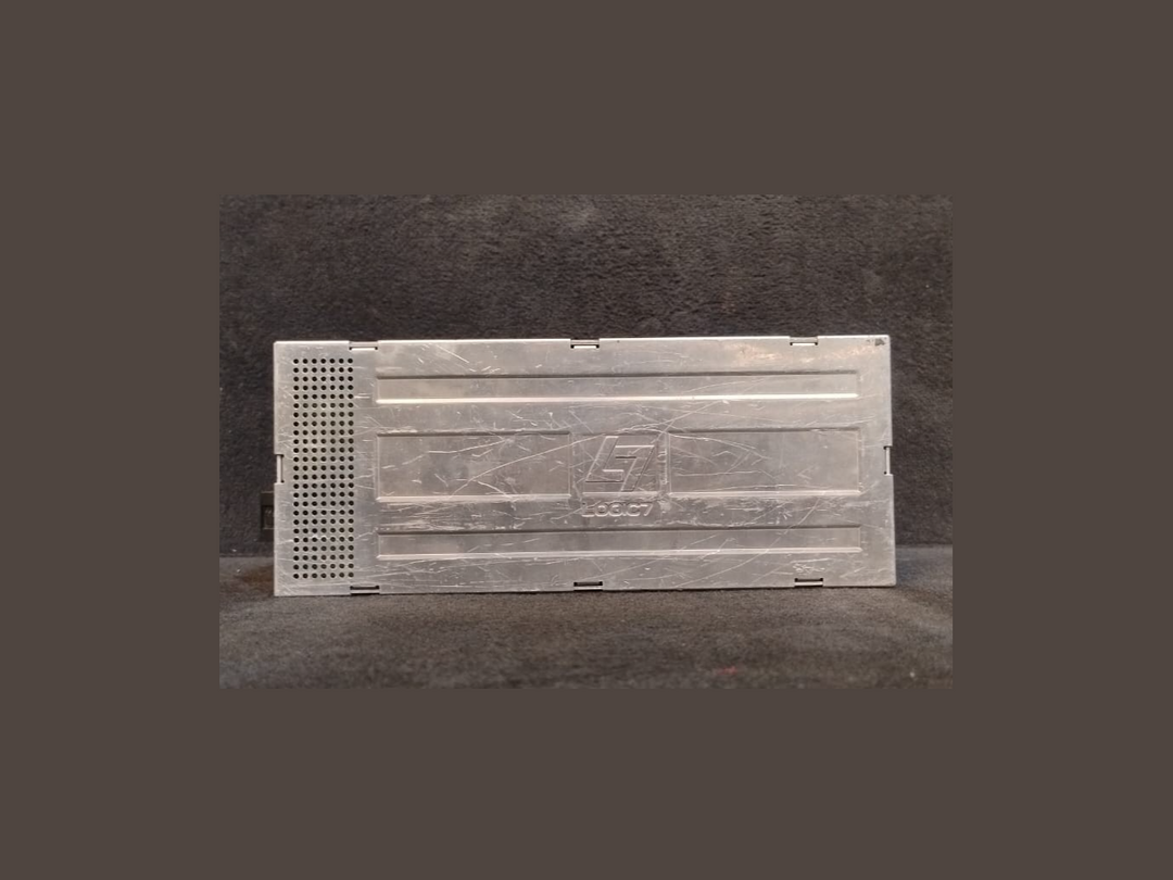 BMW HARMAN KARDON AUDIO AMPLIFIER E65/E66 2001–2009  LOGIC7  - 6922807