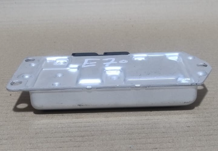 BMW X5 X6 E70 E71  TRANSFER BOX CONTROL MODULE - 7597892