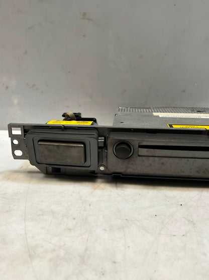 BMW  7 Series E65 E66 Radio Cd Player Dvd Player Navigation SYSTEM 6935623