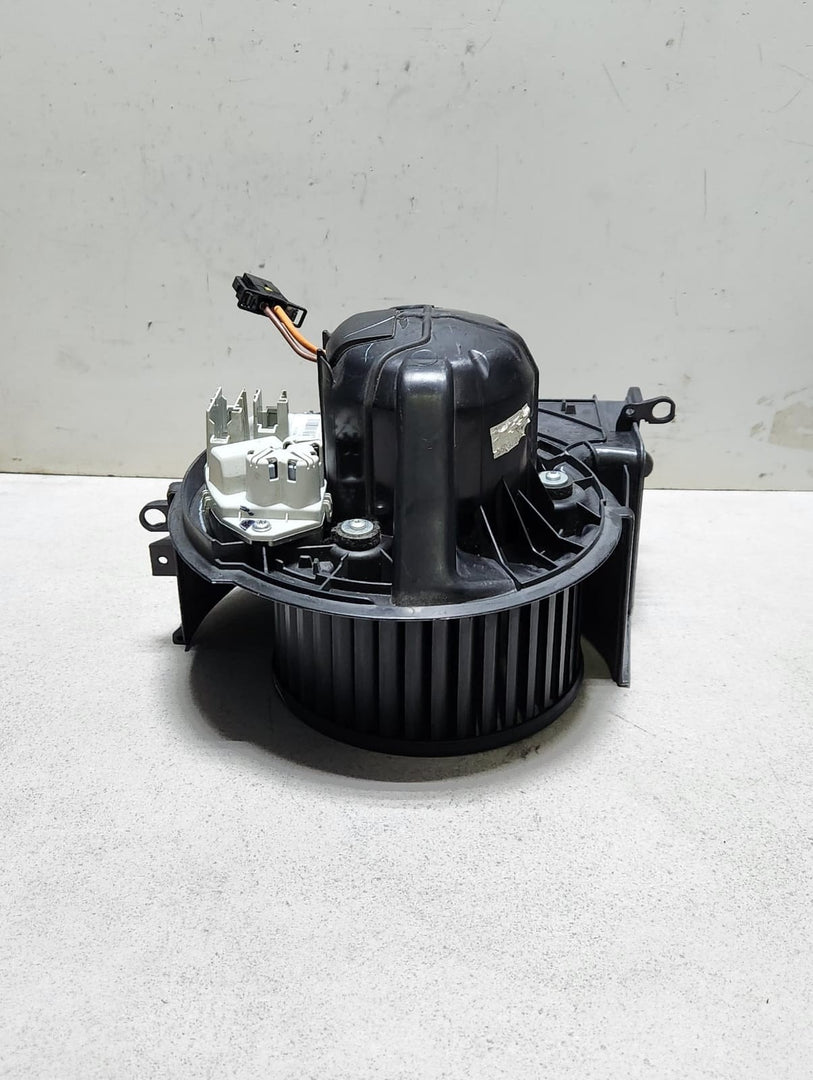 2007-2013 BMW X5 Heater Blower Motor T1001857A X5 E70 LHD