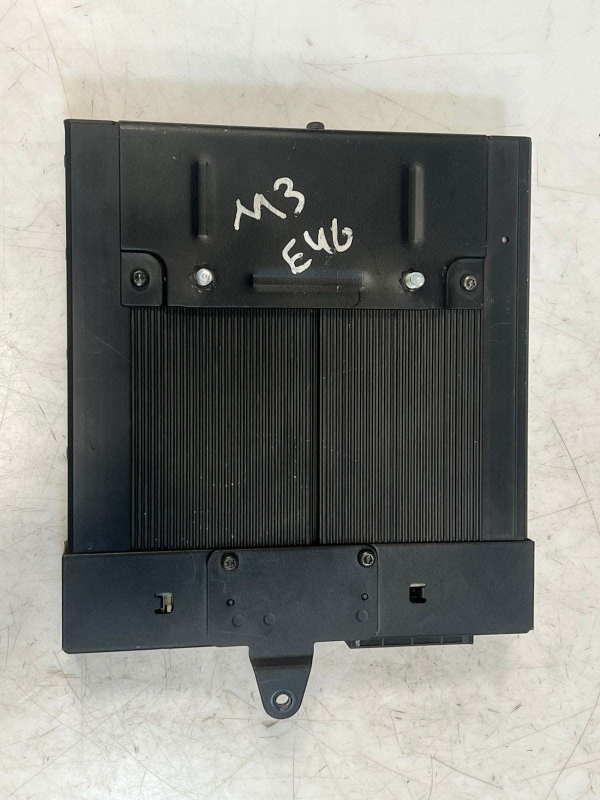 2001-2006 BMW E46 330ci 325ci 323ci M3 HARMAN KARDON Audio Amplifier 8380068 OEM