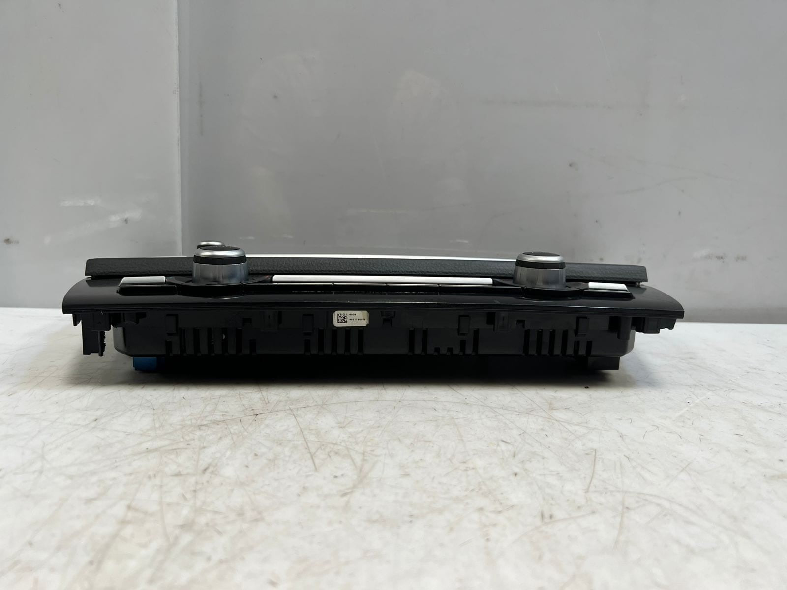 2009-2016 BMW 528i 5 Series F10 Sedan Control Panel Airflow 9352763 OEM