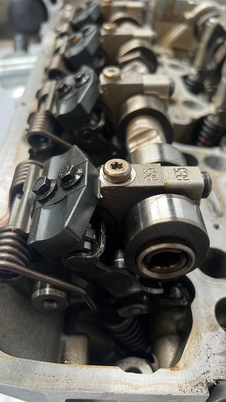 Bmw m5 f10 m6 f12 f06 x5m f85 x6m f86 5. 0i s63b44b head 5-8 left 7845495
