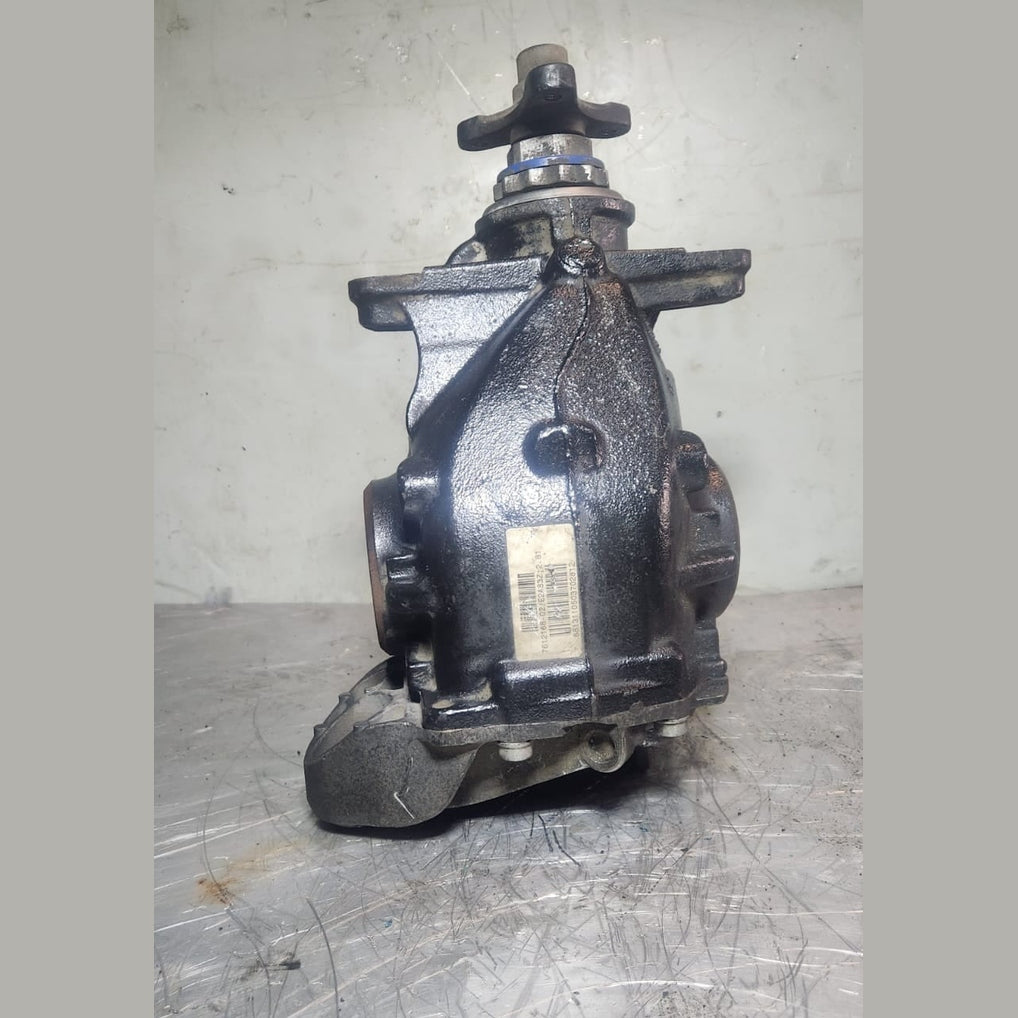 2015-2016 BMW 228i Rear Differential Carrier Assembly 7612168 230i 328i 330 2.81