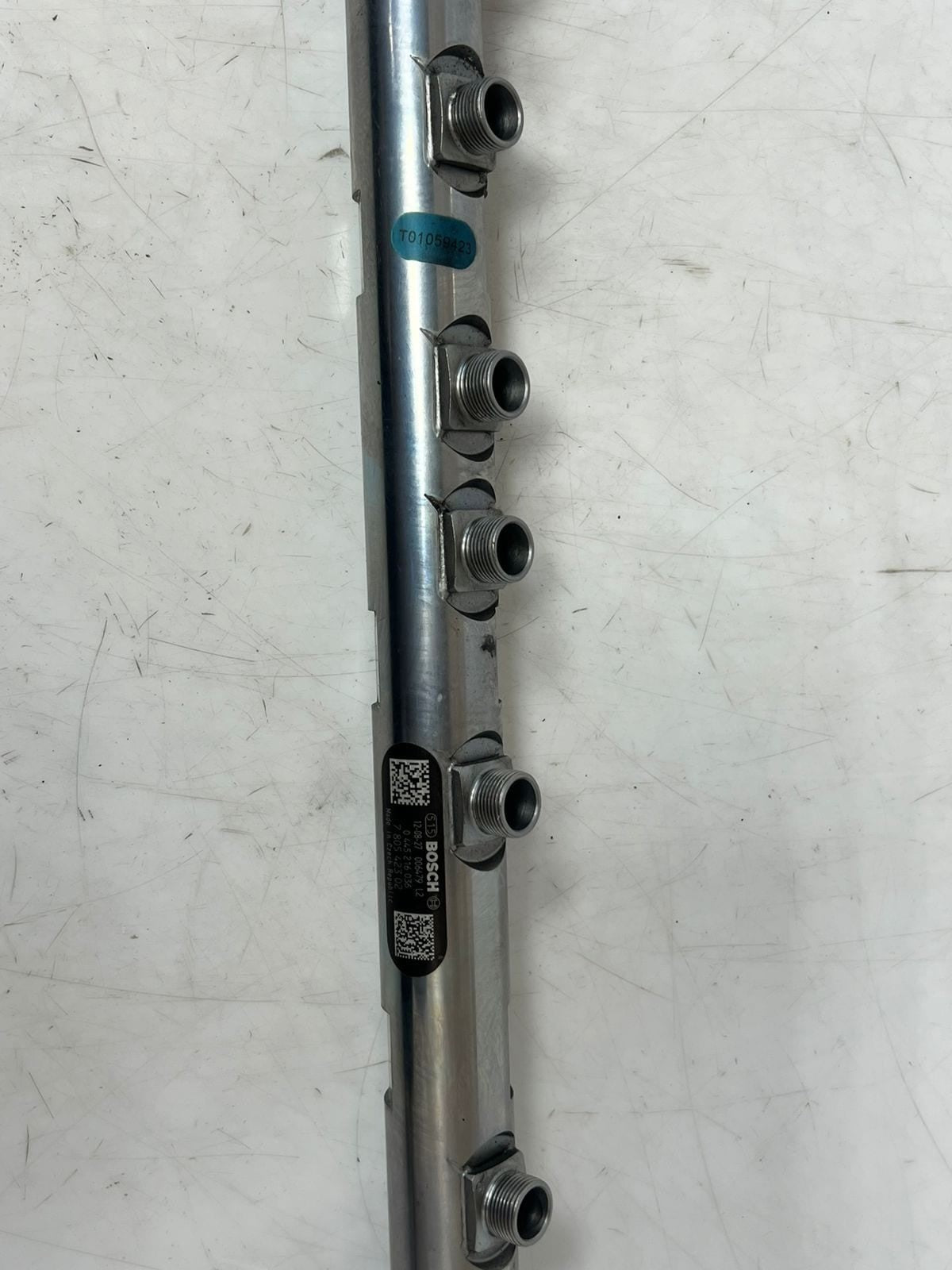 BMW 3 Series F30 F31 F35 N57 D30 Fuel Rail INJECTOR PIPE 7805423 OEM