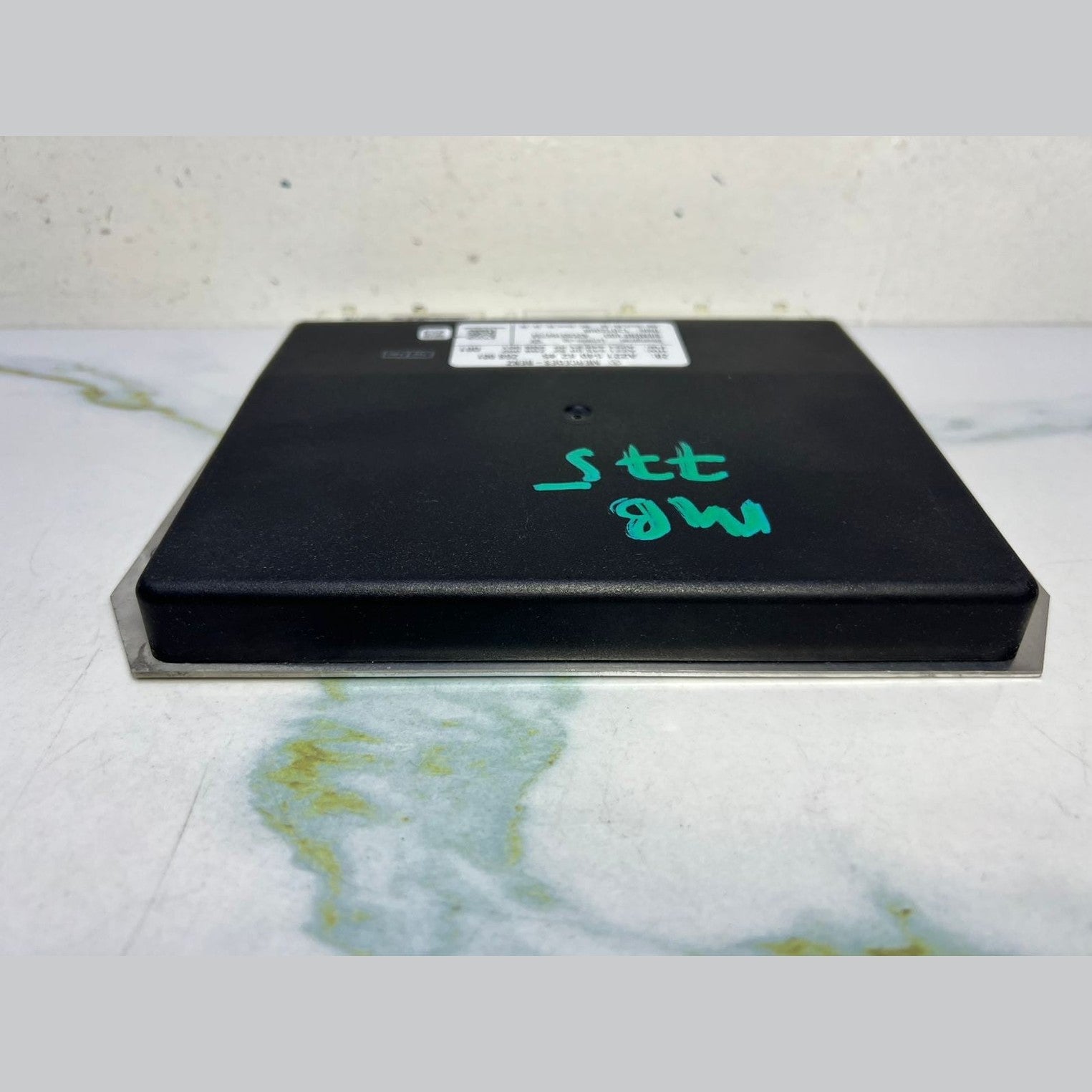 2007-2009 Mercedes S550 Air Suspension Control Module A2215408245 W221 S-Class