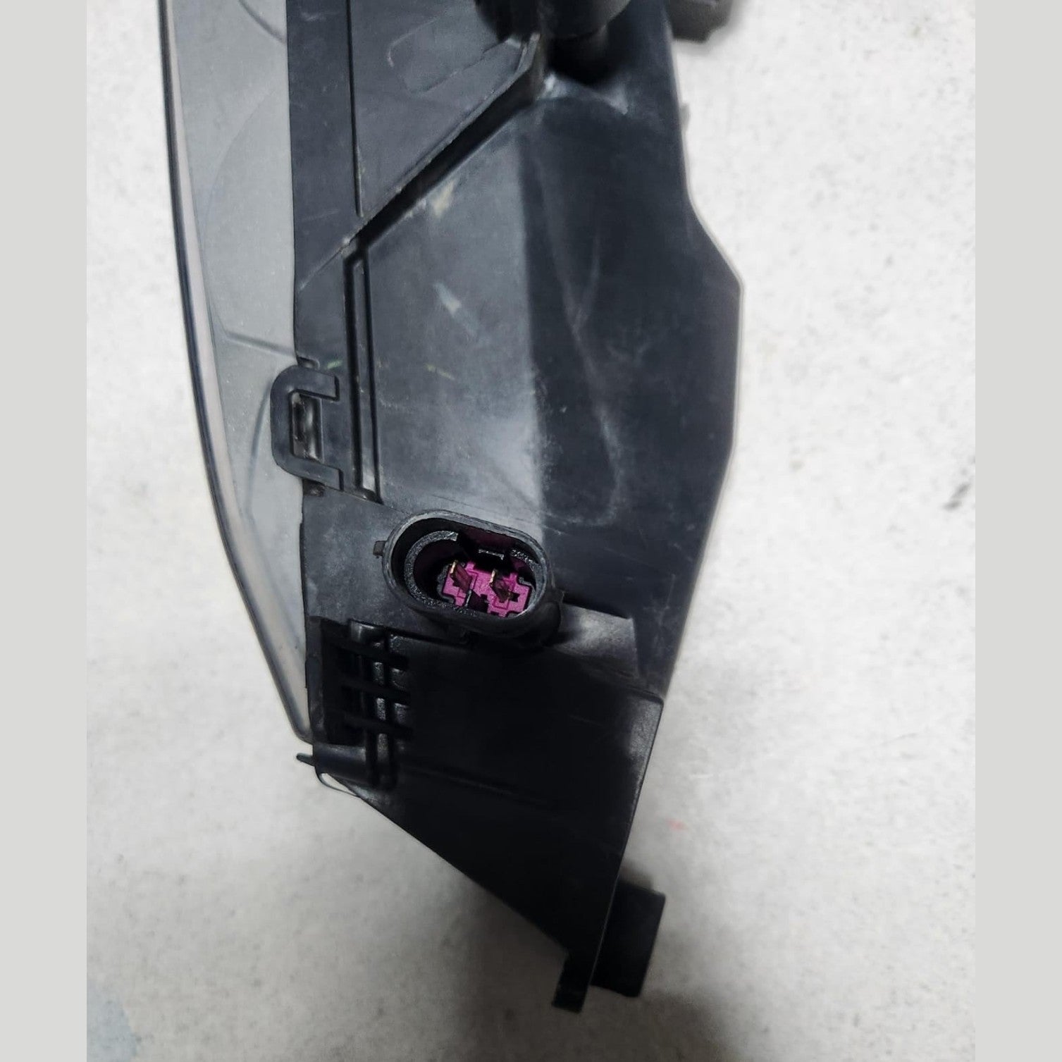 BMW Front Right LED Fog Light 7234928  6 Series F12
