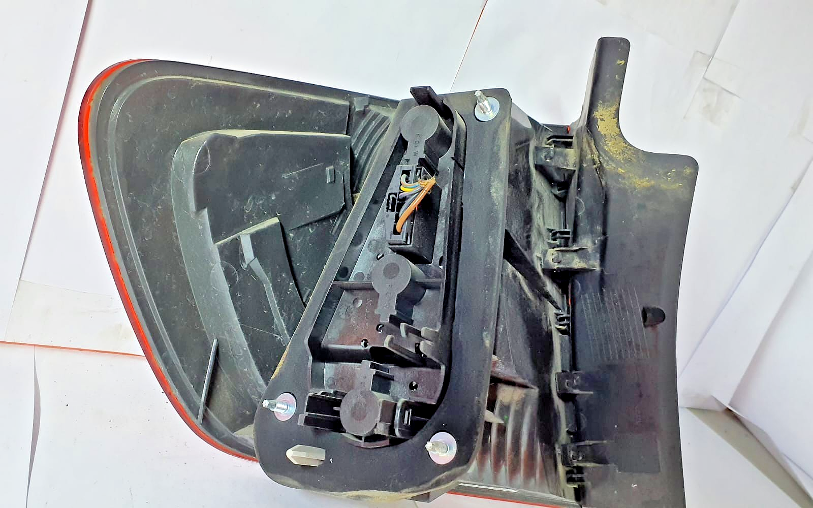 BMW X1 E84 LCI REAR OUTER LIGHT DRIVER RIGHT OEM 2990110