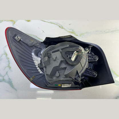 Mercedes W176 A-Class Rear Right Side Tail Light Brake Stop Lamp A176 9064900